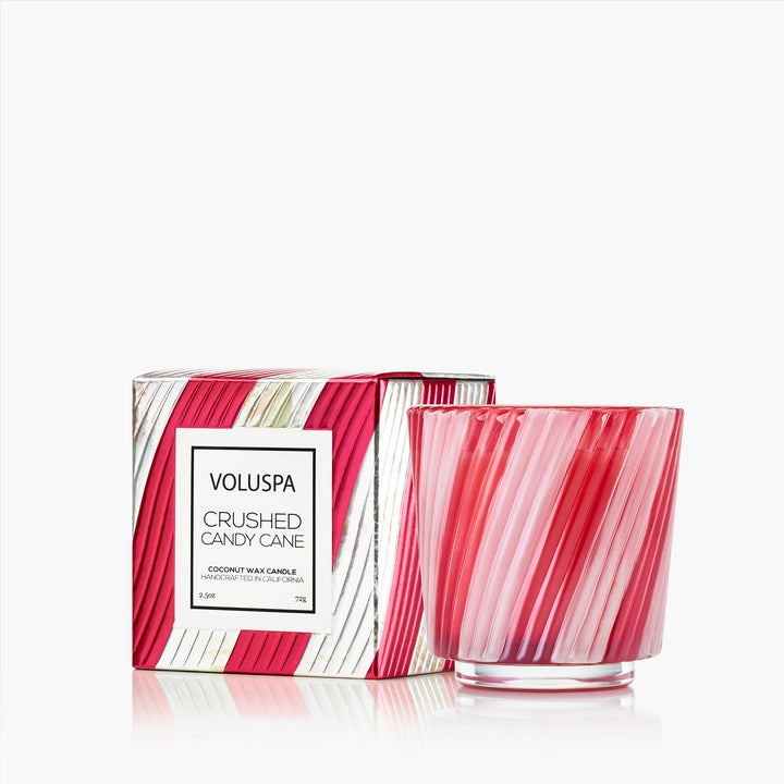 Voluspa Mini-Duftkerze Crushed Candy Cane in Geschenkbox Holiday Collection