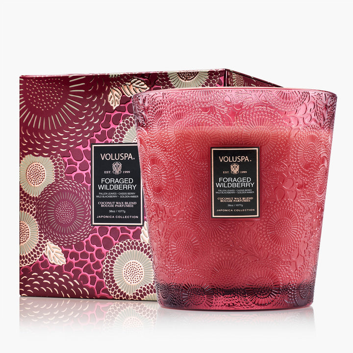 Voluspa 3-Docht Duftkerze Foraged Wildberry | 1.077 g