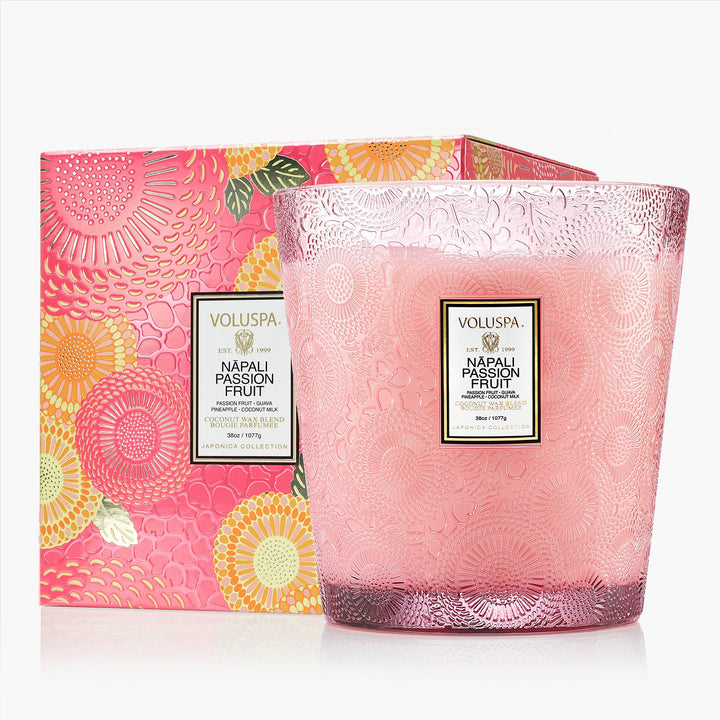 Voluspa 3-Docht Duftkerze Nāpali Passion Fruit | 1.077 g