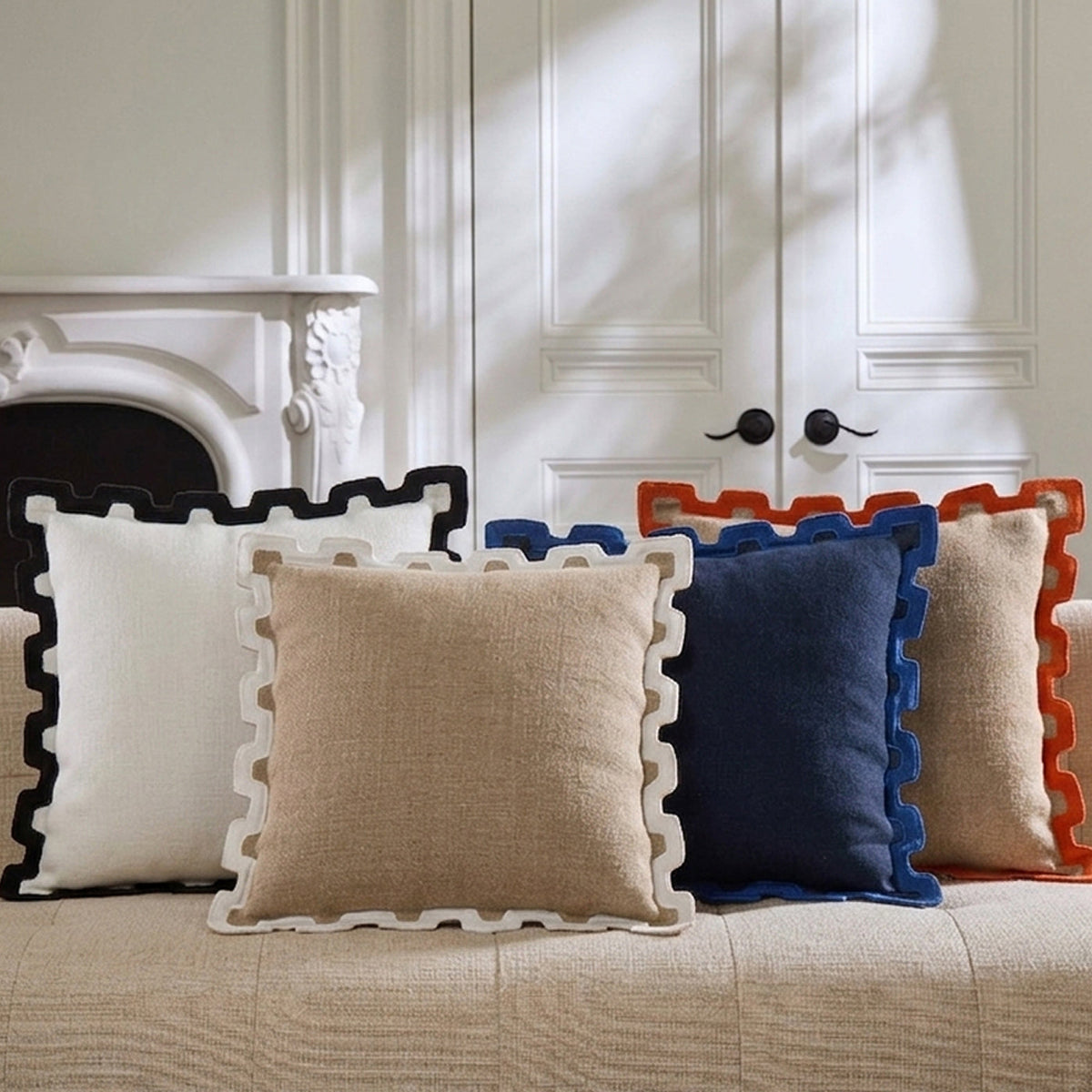 Jonathan Adler Kissen Santorini Border in vier Farben