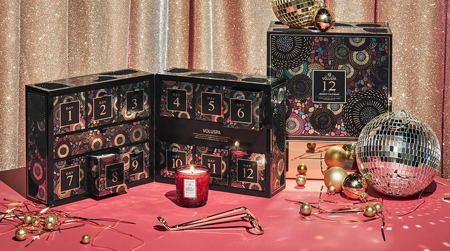 Voluspa Luxuriöser Adventskalender mit 12 Votivkerzen | Japonica Collection