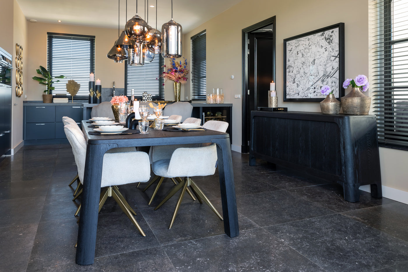 Richmond Interiors Chenille-Drehstuhl Aline | Weiß