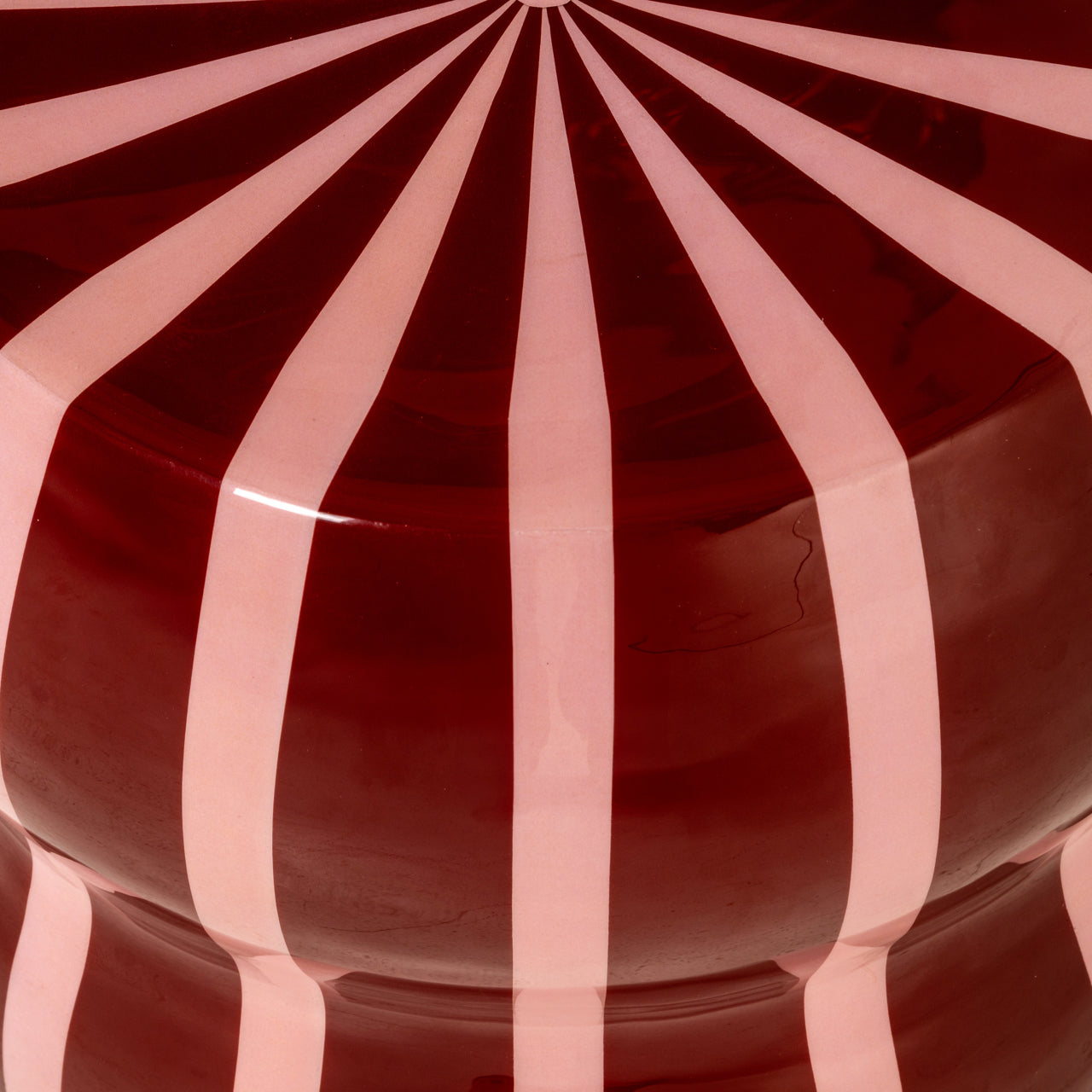 Richmond Interiors Beistelltisch Yalou | Rot