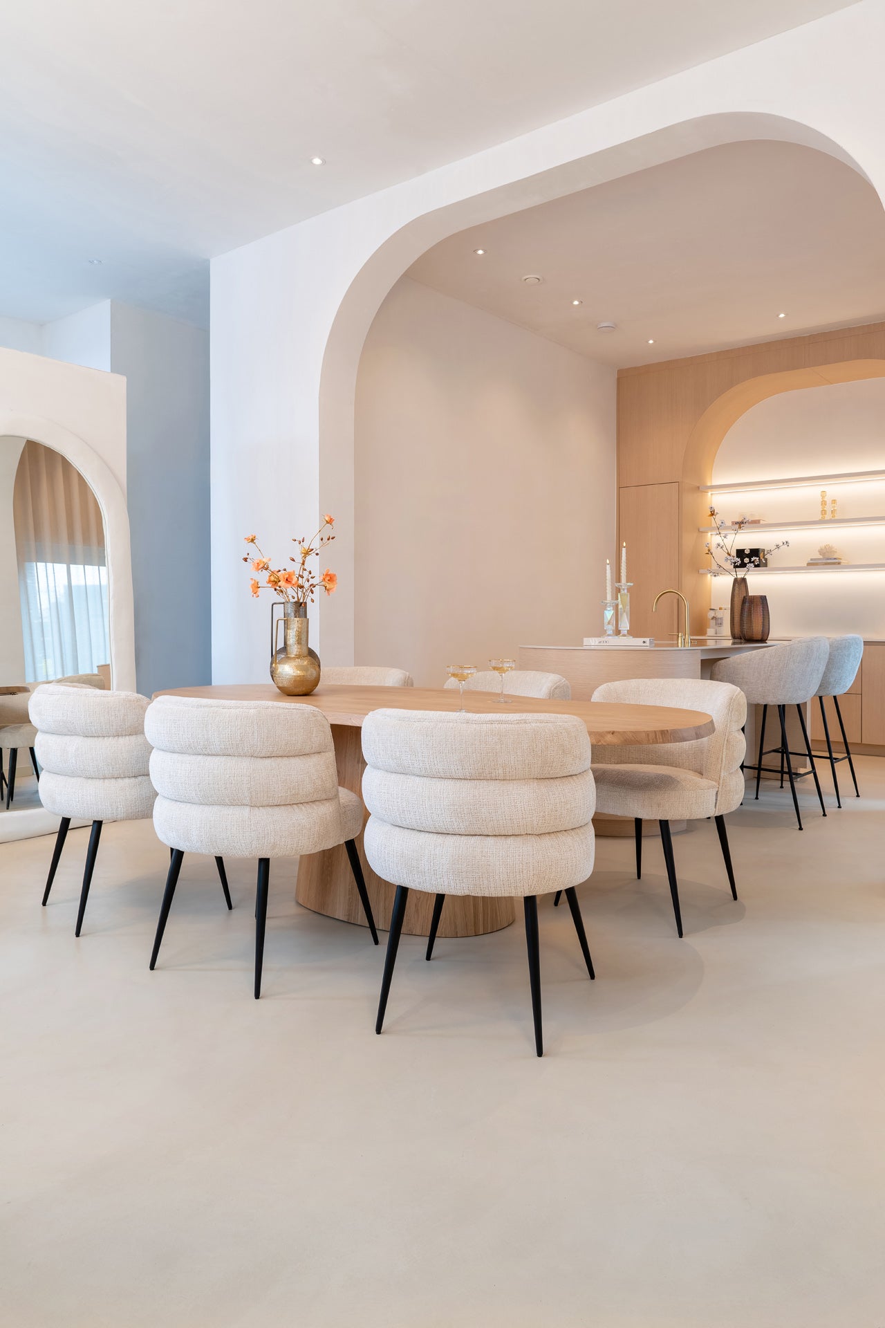 Richmond Interiors Esstic Riva | 230 cm