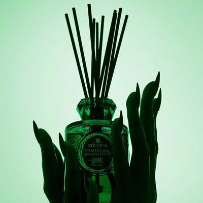 Voluspa Raumduft Wicked Bewitching Banyan Forest | Diffuser mit Duftstäbchen