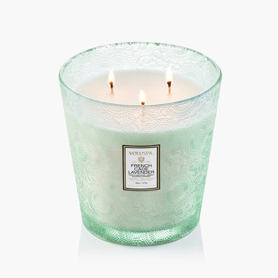 Voluspa 3-Docht Duftkerze French Cade Lavender | 1.077 g