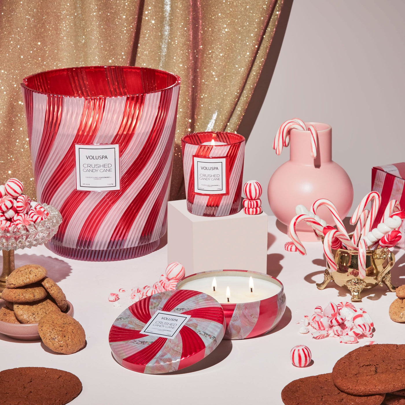 Voluspa 5-Docht Duftkerze Crushed Candy Cane Limited Holiday Edition | 3,5 kg