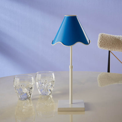 Jonathan Adler Aufladbare Tischlampe Ripple