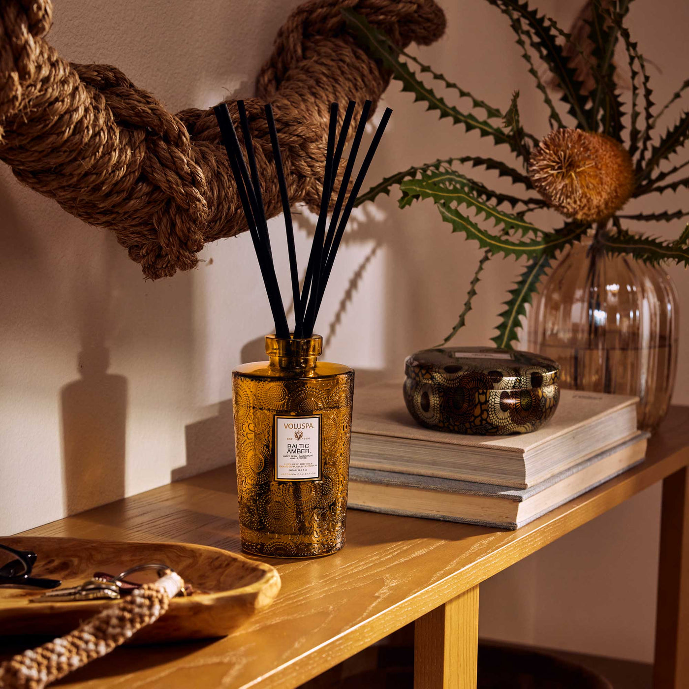 Voluspa Raumduft Baltic Amber | Luxe Diffuser mit Duftstäbchen