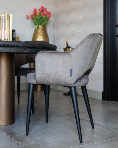 Richmond Interiors Round dining table macaron | ø 130 cm