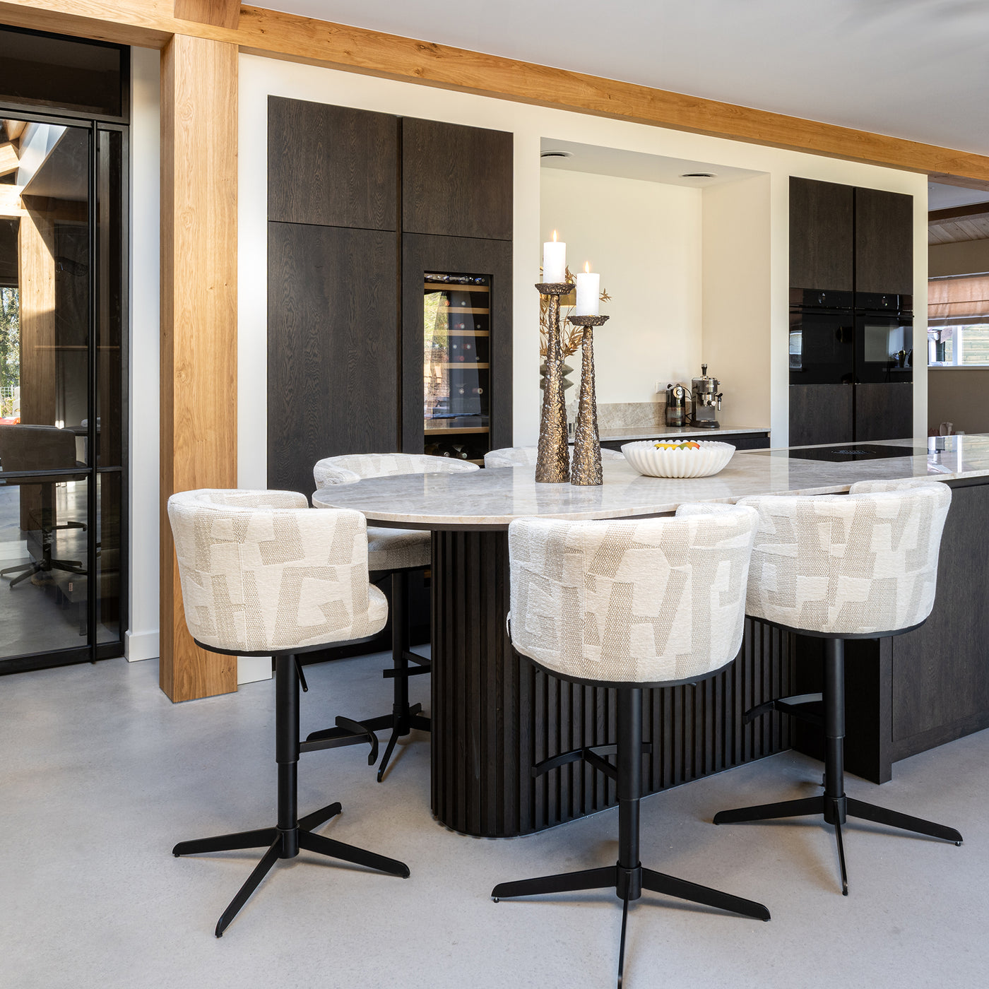 Richmond Interiors Dreh-Barhocker Counterstuhl Cheyenne höhenverstellbar | beige
