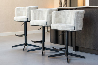 Richmond Interiors Dreh-Barhocker Counterstuhl Cheyenne höhenverstellbar | beige