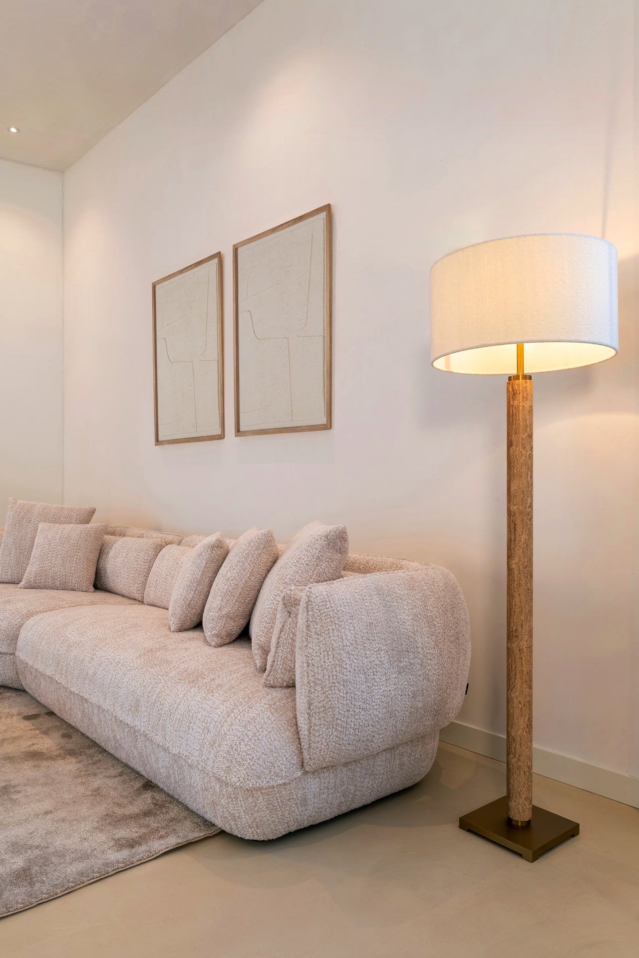 Richmond Interiors Sofa Rodina | Cream