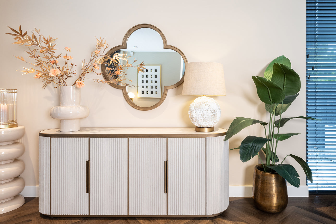 Richmond Interiors Sideboard Tivoli 4-türig | Weiß