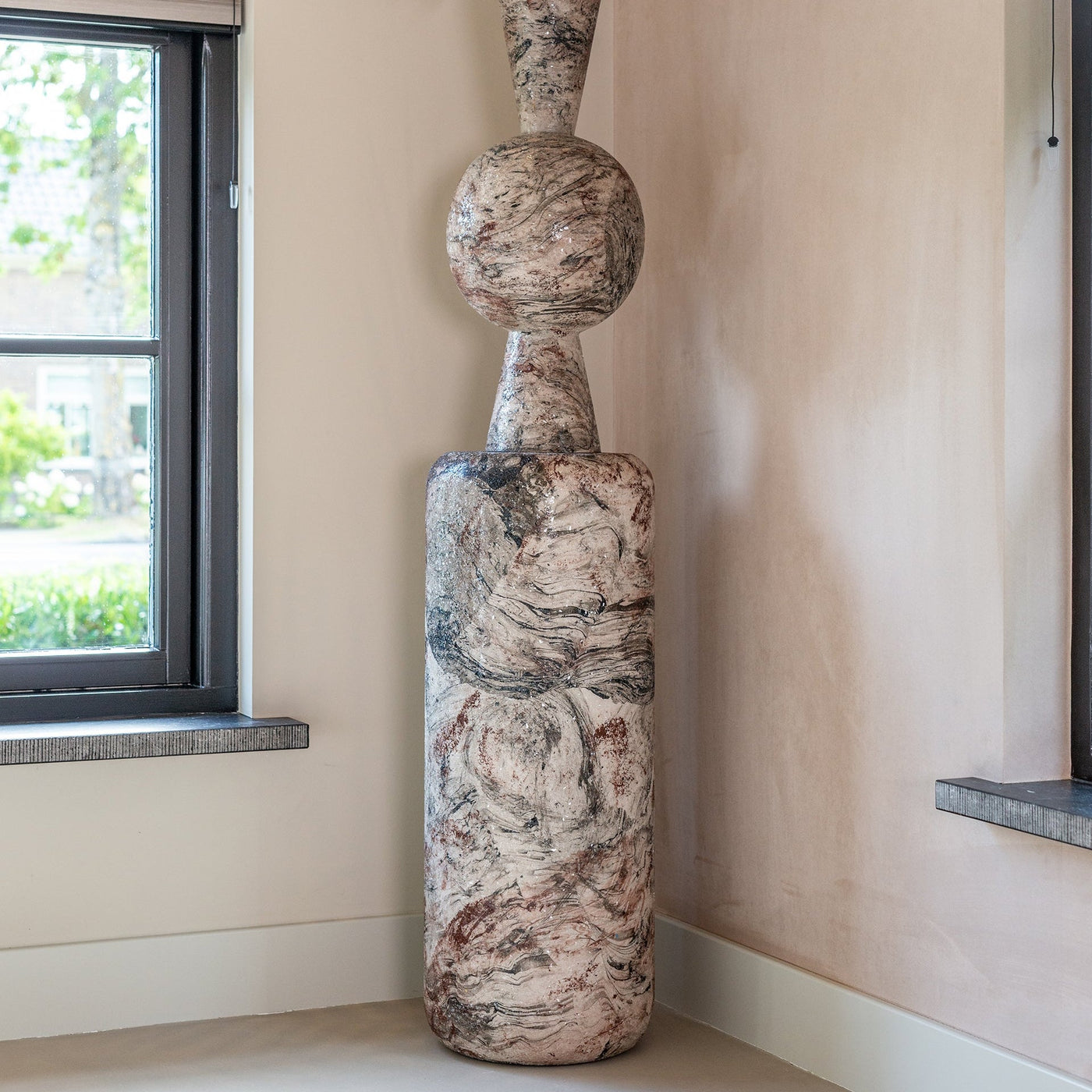 Richmond Interiors Dekosäule Mady | Beige