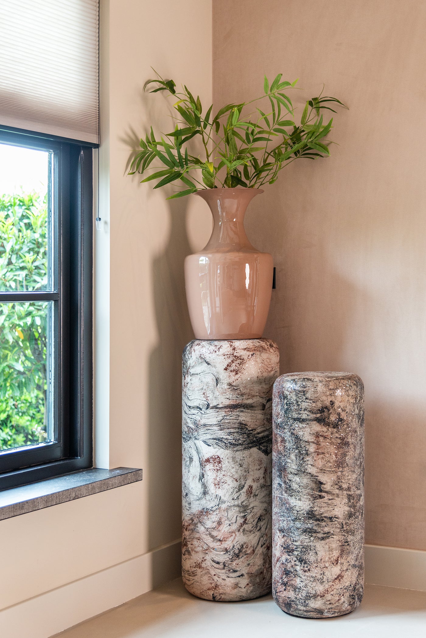 Richmond Interiors Dekosäule Mady | Beige