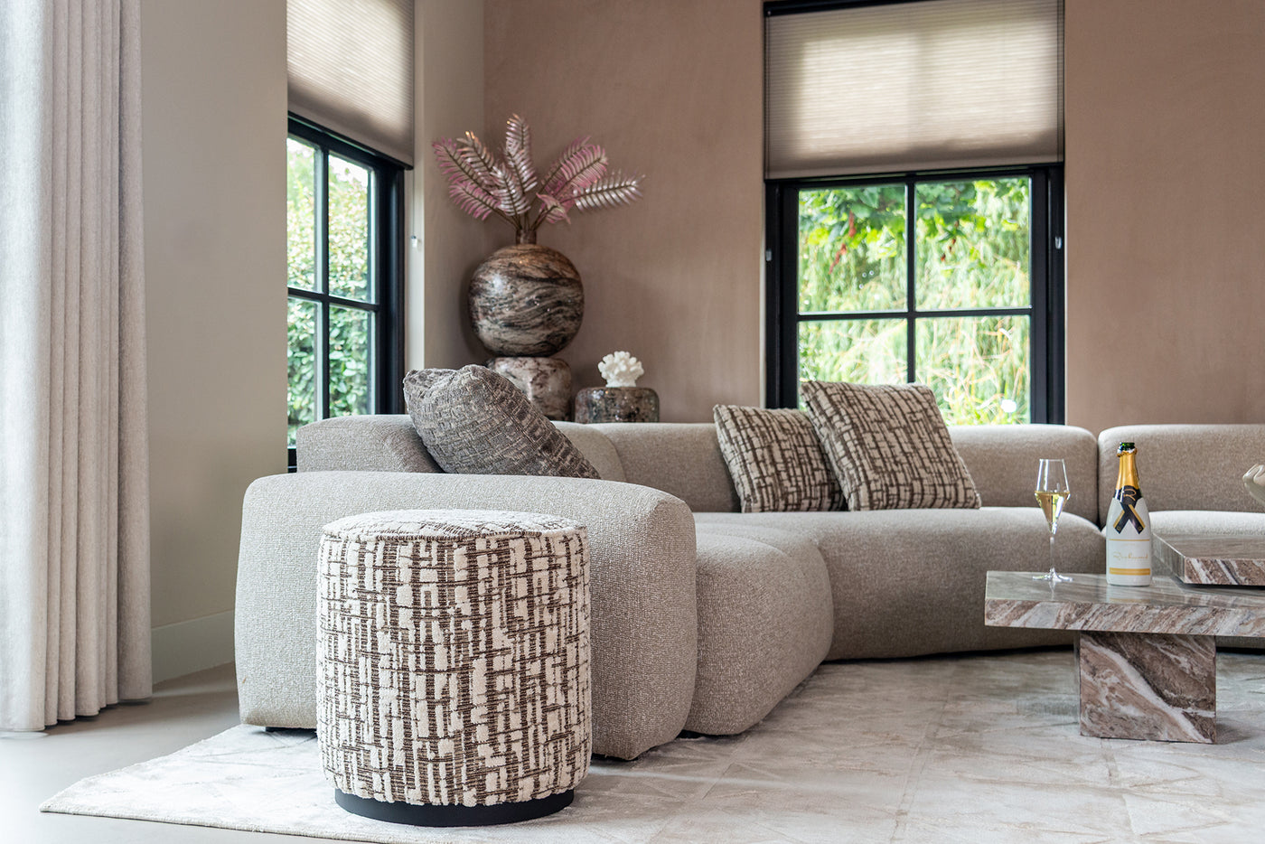 Richmond Interiors Teppich Yuna beige | 300x400