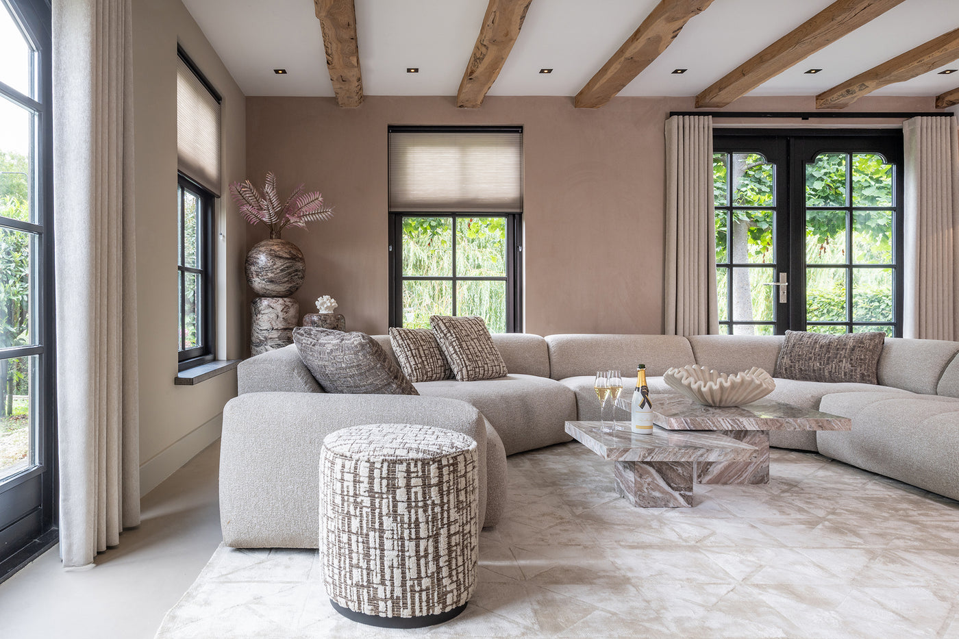 Richmond Interiors Hocker Lexie Cream | ø 45 cm