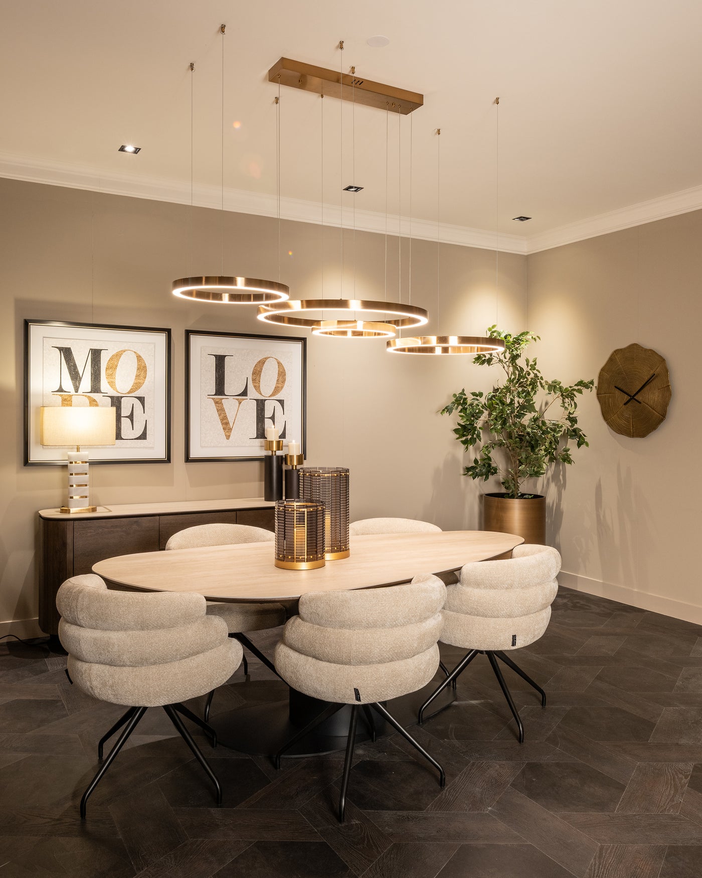 Richmond Interiors geschwungener Esstisch Ritz | 220x110 cm