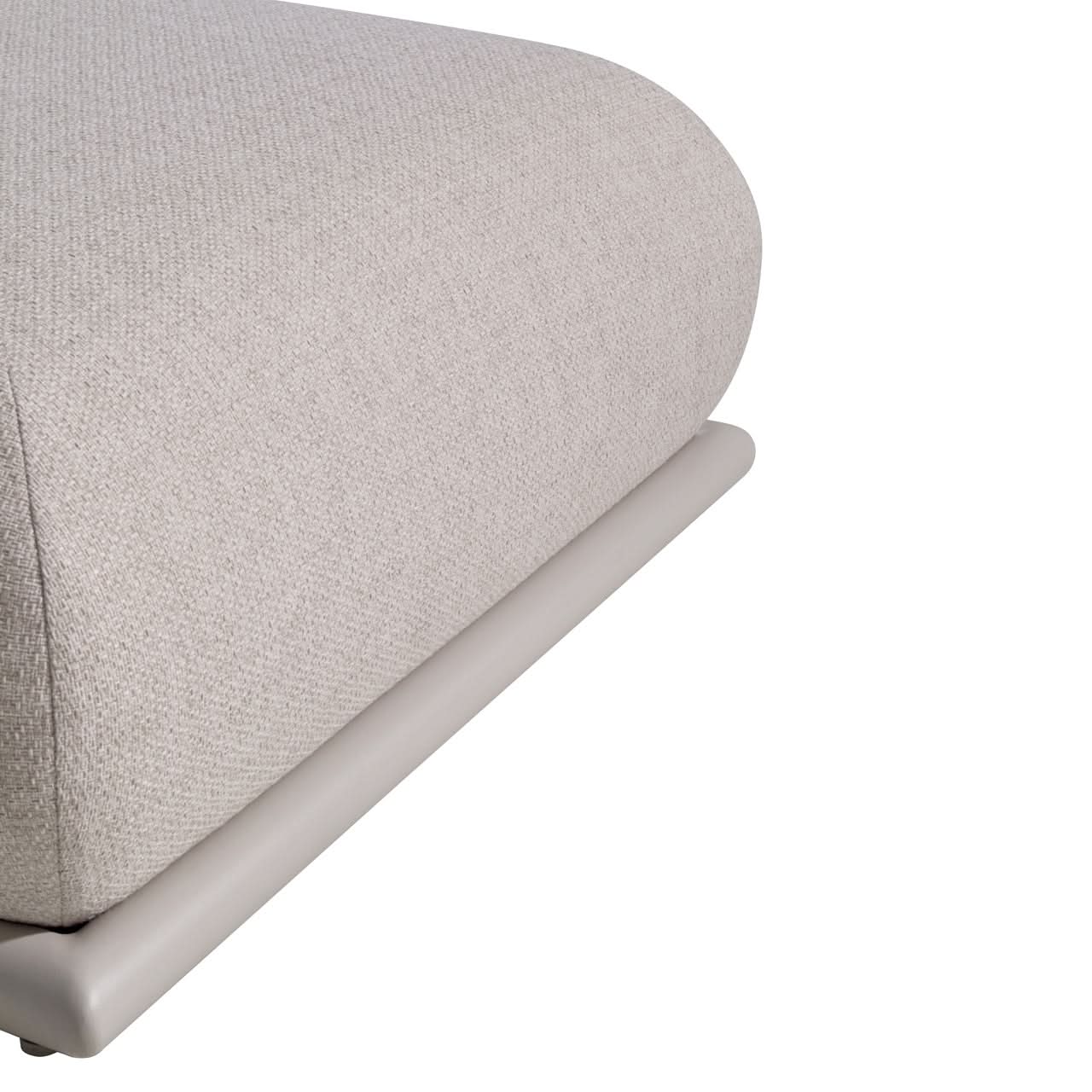 Richmond Interiors Outdoor Daybed Sullivan | Beige