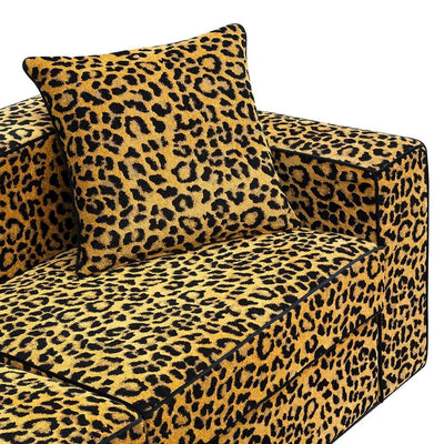 Abhika 2-Sitzer Samtsofa Gotha mit Leomuster
