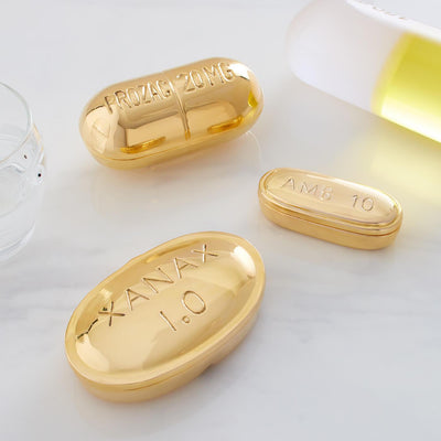 Jonathan Adler Ambien Pillendose aus massivem Messing | Gold