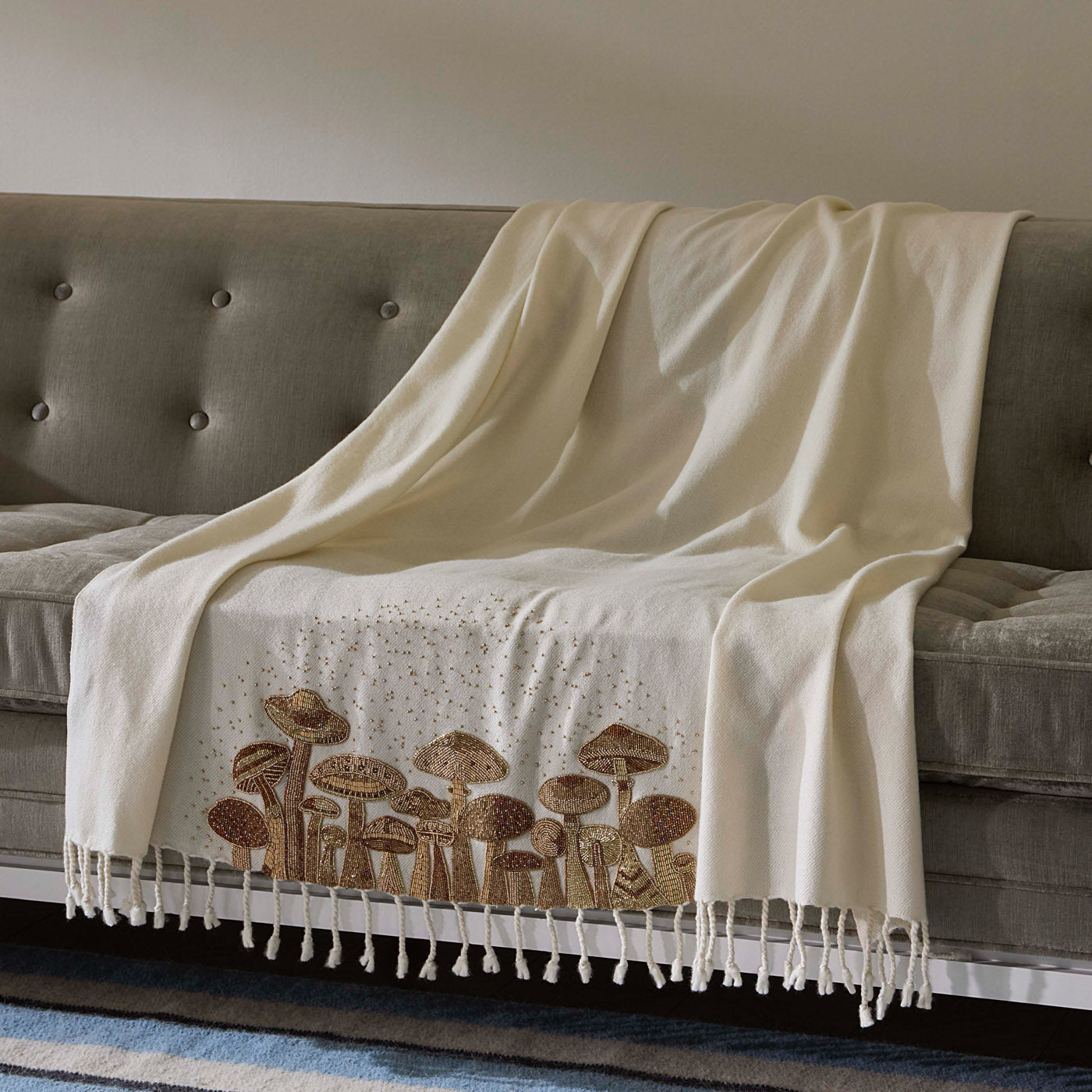 Jonathan Adler Kamelhaar-Wolldecke Mushrooms | 127x178 cm