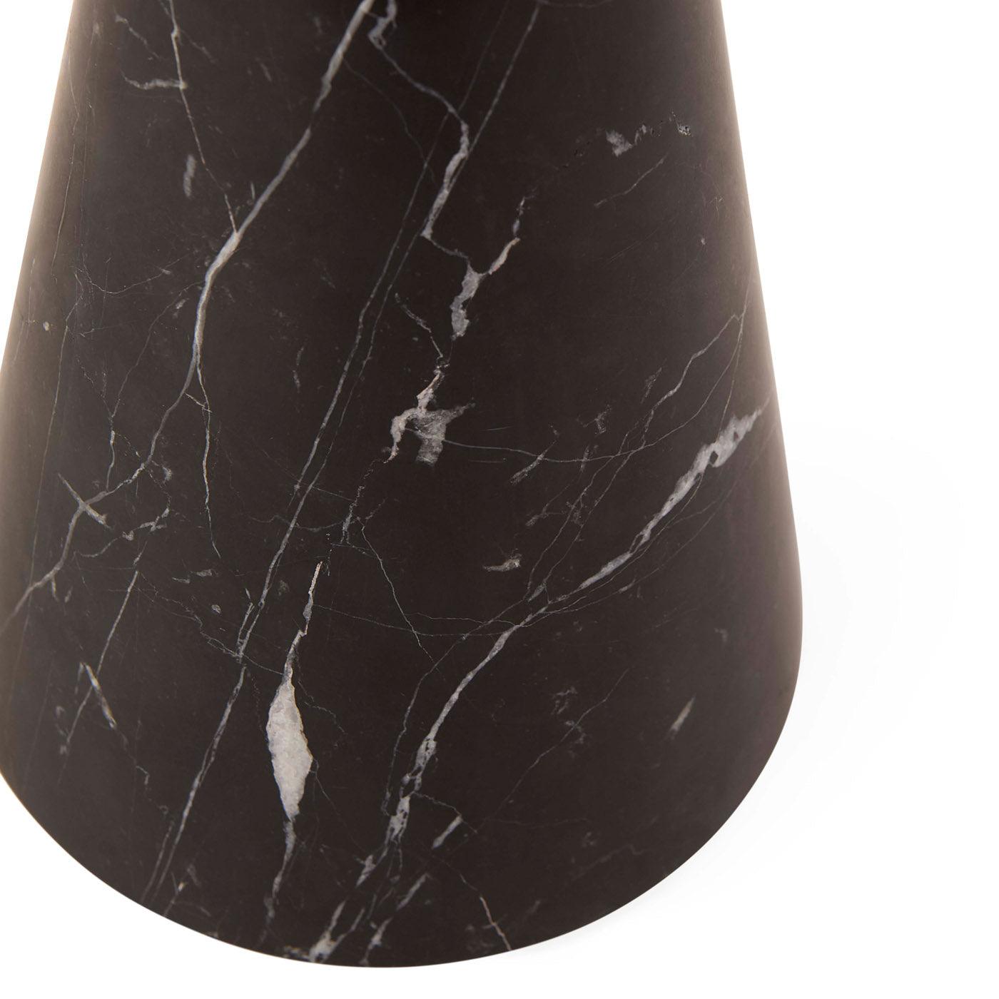 Jonathan Adler Marmor-Tischlampe Apex
