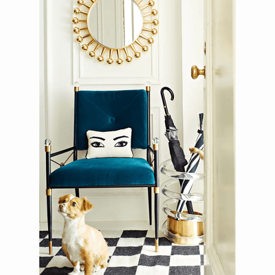Jonathan Adler Samt-Esszimmerstuhl Rider mit Armlehnen | Rialto Peacock