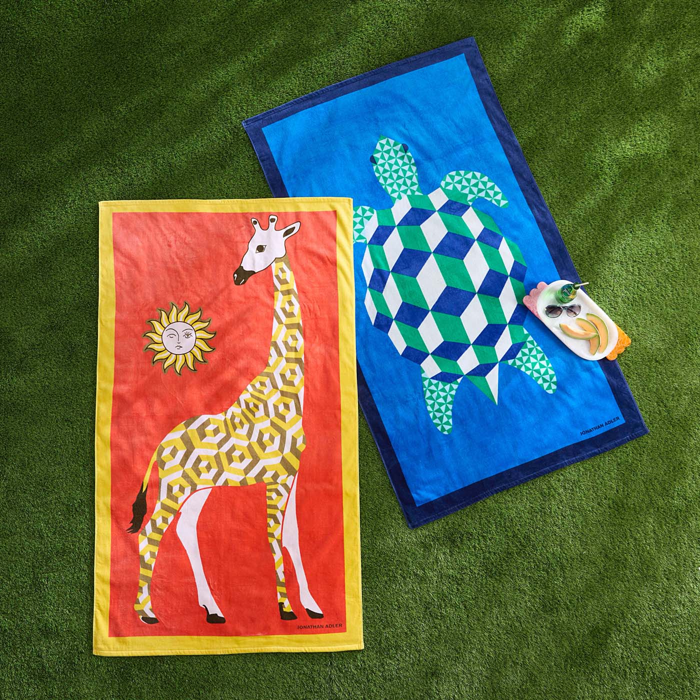 Jonathan Adler Strandtuch Turtle blau | 102x178 cm