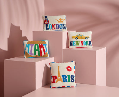 Jonathan Adler Needlepoint Kissen New York  | 30x23cm