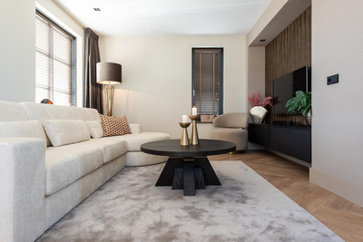 Sofa Barcelona with récamière | fabric Adore velvet