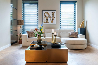 Sofa Barcelona with récamière | fabric Adore velvet