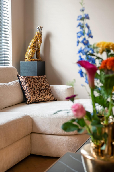 Sofa Barcelona with récamière | fabric Adore velvet