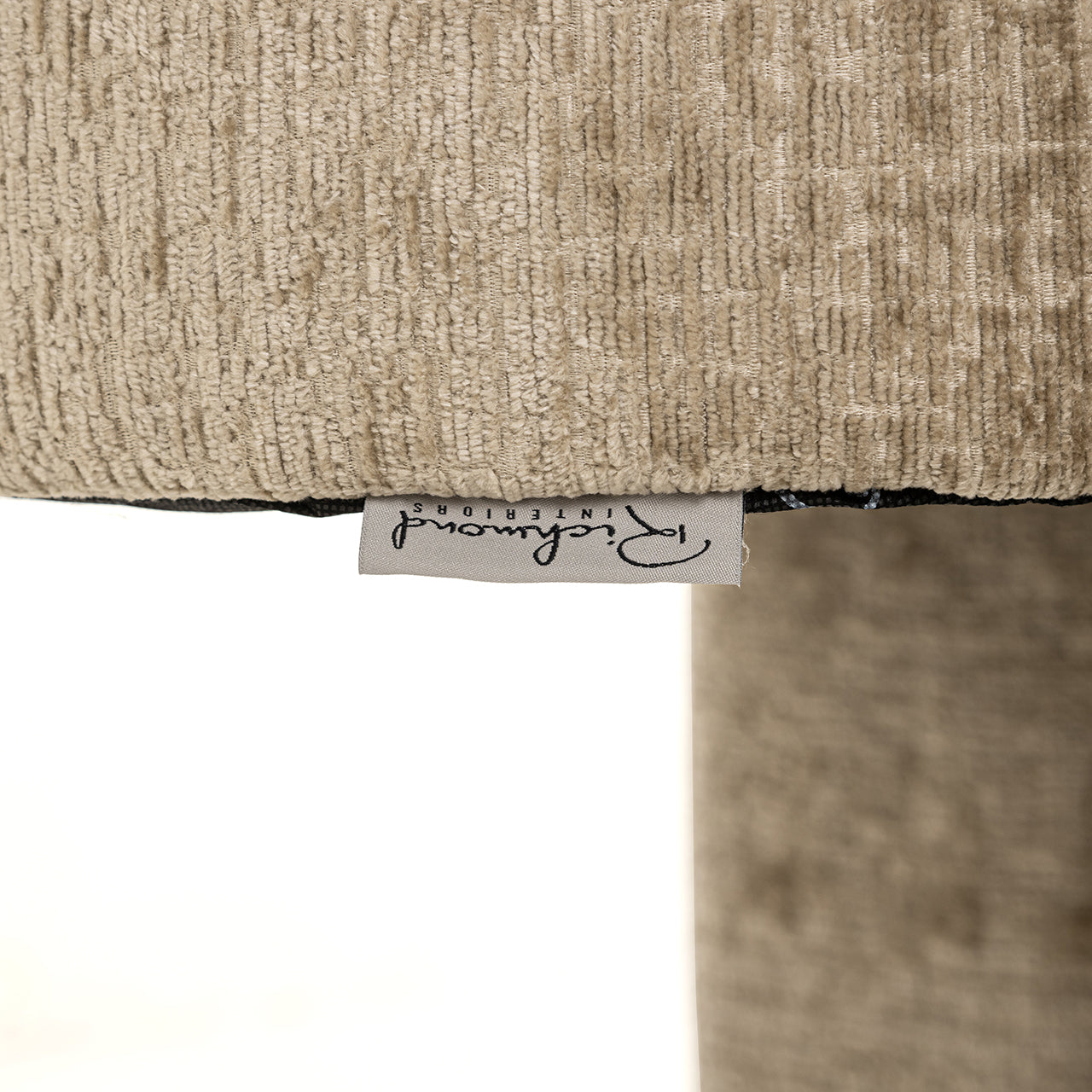 Richmond Interiors Chenille Esszimmerstuhl Belle | Desert