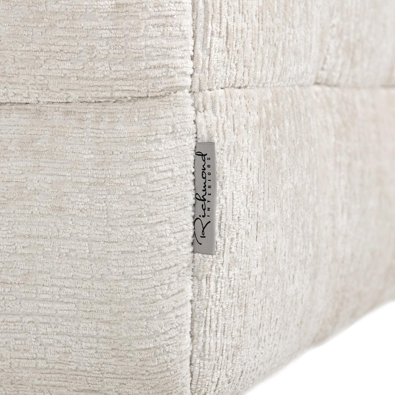 Richmond Interiors Ottomane Hocker Merrol | Cremé