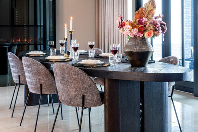 Richmond Interiors Ovaler Eichen-Esstisch Lilly | 330x120 cm