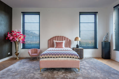 Richmond Interiors Richmond Interiors Samt-Bett Belmond mit Lattenrost 120x200 cm | Pink Codeso Living