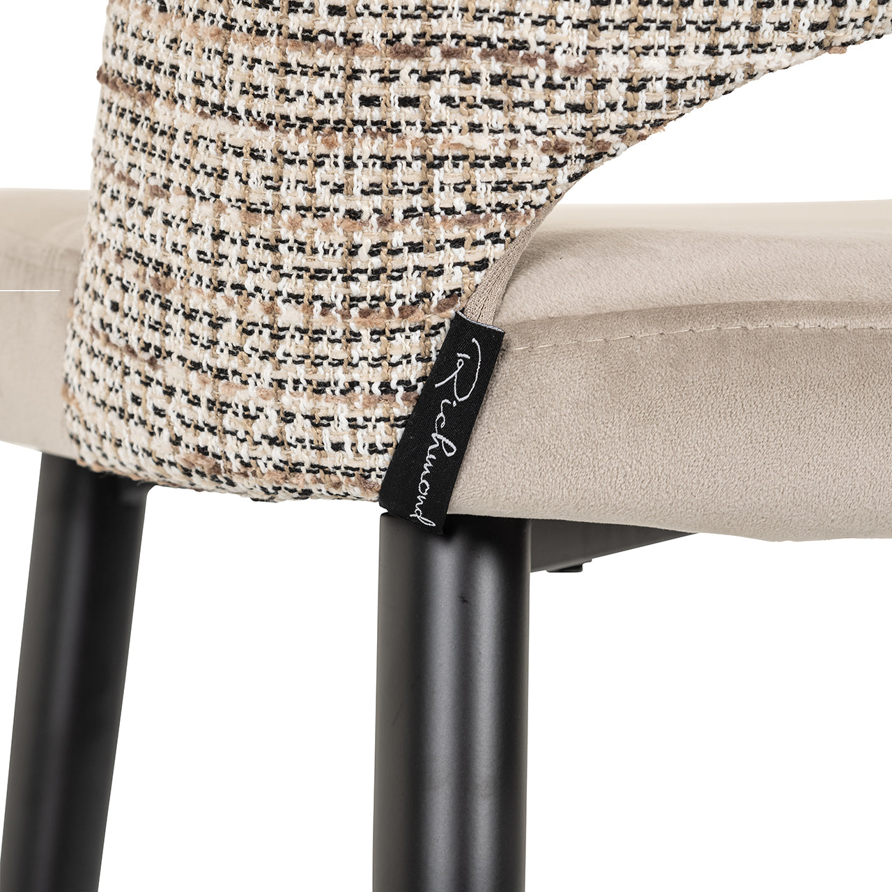 Richmond Interiors Samt-Barhocker Counterstuhl Tabitha | Nature & Khaki