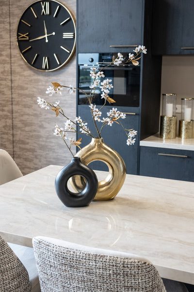 Richmond Interiors Samt-Barhocker Counterstuhl Tabitha | Nature & Khaki