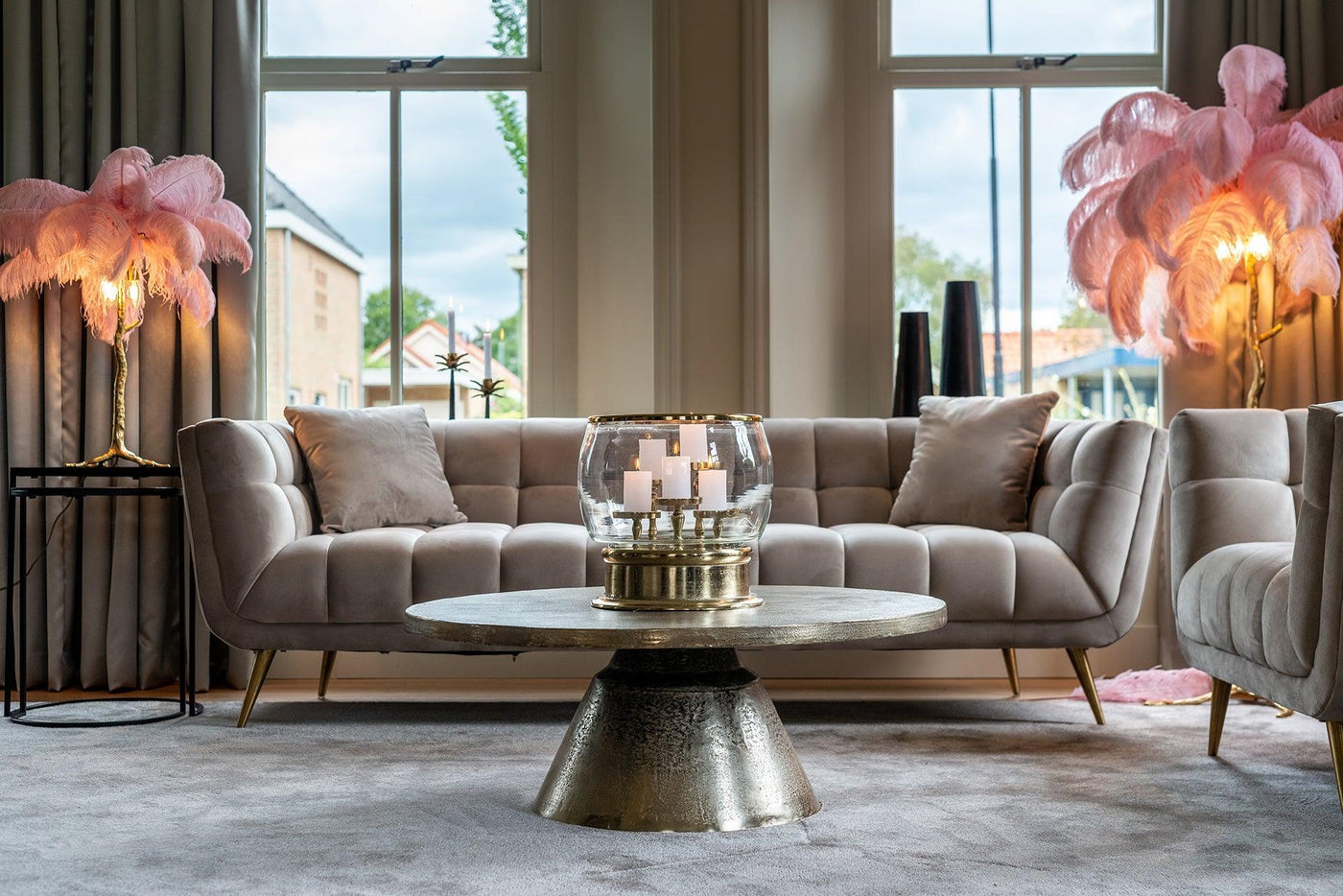 Richmond Interiors Samt-Sessel Huxley | Khaki