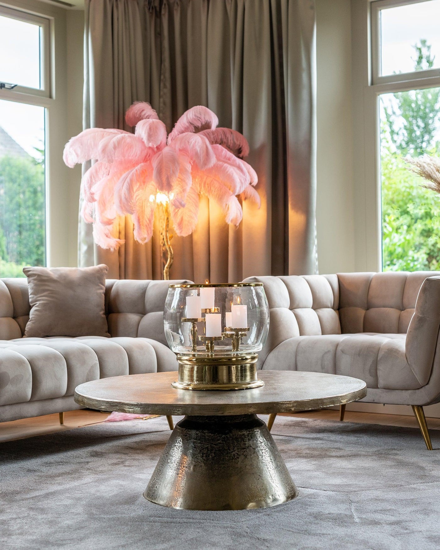 Richmond Interiors Samt-Sessel Huxley | Khaki