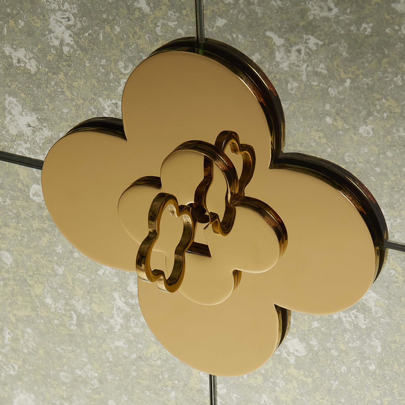 Jonathan Adler Kleiner Schrank Delphine 2-türig