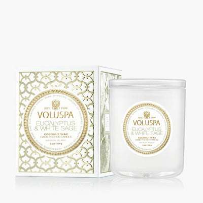 Voluspa Duftkerze Eucalyptus & White Sage | Classic Candle