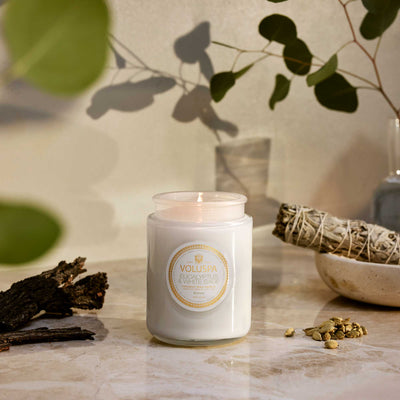 Voluspa Duftkerze Eucalyptus & White Sage | Large Jar