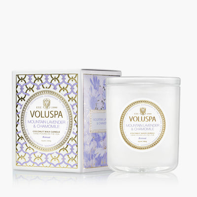 Voluspa Duftkerze Mountain Lavender & Chamomile | Classic Candle