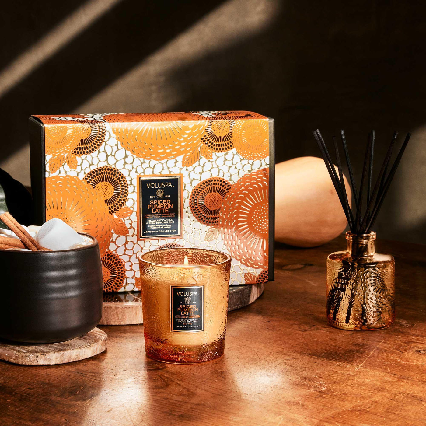 Voluspa Geschenkset Spiced Pumpkin Latte Limited Holiday Edition | Demi Candle & Diffuser