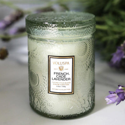 Voluspa - Duftkerze French Cade Lavender | Japonica Collection | Small Jar - Codeso Living